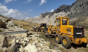 antalya-buyuksehir-belediyesi-akseki-yayla-yollarinda-bakim-ve-genisletme-calismalarini-hizlandirdi-AIar3VQP.jpg