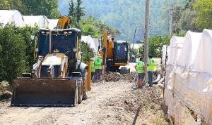 antalya-buyuksehir-belediyesinden-kumluca-sarikavak-mahallesinde-kanalizasyon-calismasi-hXMEpqZK.jpg