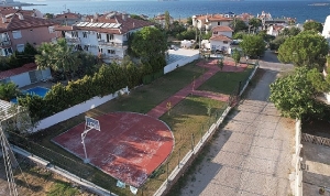 ayvalikta-yeni-spor-parki-hizmete-acildi-GPcluKjV.jpg