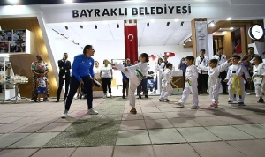 bayrakli-belediyesi-izmir-enternasyonal-fuarinda-fark-yaratmaya-devam-ediyor-6PkKU8nK.jpg