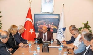 izmir-buyuksehir-belediye-baskani-tunc-soyer-torbali-organize-sanayi-bolgesi-yonetimi-ile-bulustu-J5Wa7GVK.jpg