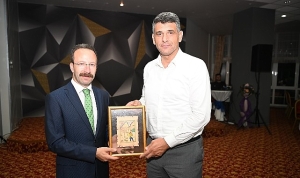 kartepede-veda-programi-ilce-kaymakami-omer-hilmi-yamliya-tesekkur-ve-anma-etkinligi-DDvMpHt7.jpg