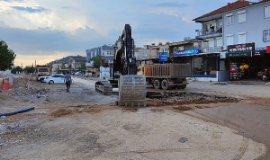 kemer-belediye-baskani-necati-topaloglundan-kuzdere-mahallesinde-yol-ve-asfalt-calismalari-denetimi-NHZZChqE.jpg
