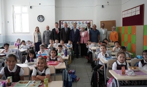 luleburgazda-ilkogretim-haftasi-coskuyla-kutlandi-dMGWu4Wm.jpg