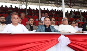 muhittin-bocekten-elmali-yagli-gureslerinde-destek-ve-mujde-cG9ACPw7.jpg