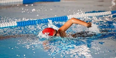 aliagada-yuzme-ve-spor-kurslariyla-gelecegin-yildizlari-yetisiyor-s5fwwUZl.jpg