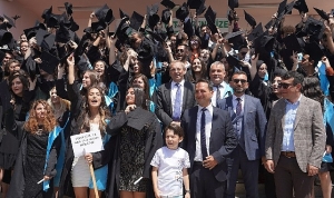ayvalik-egitim-destek-programlariyla-gelecege-umut-isigi-oluyor-UQBPjR1h.jpg