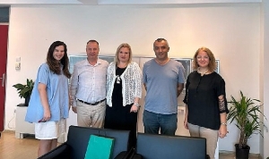ege-universitesi-egitim-bilimleri-enstitusu-uluslararasi-isbirlikleriyle-gucleniyor-Vb9DZttq.jpg
