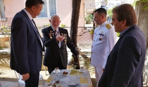 golcukte-gaziler-gunu-kutlamalari-ve-anlamli-ziyaretler-BlvQdfg3.jpg