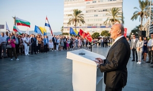 izmirde-balkanlar-renkleriyle-baris-ve-kultur-festivali-basladi-rGak9XQB.jpg