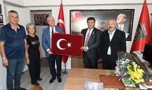 karabaglar-belediye-baskani-muhittin-selvitopundan-19-eylul-gaziler-gunu-ziyareti-PnwJsYQB.jpg