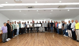 karabaglar-belediyesinden-amator-spor-kuluplerine-buyuk-destek-ve-yeni-projeler-19R72lH5.jpg