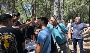 kemer-belediyesi-basarili-ogrencilere-mangal-partisi-duzenledi-zzL2zpXc.jpg