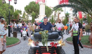 kinikta-hasat-sonrasi-renkli-bisiklet-turu-duzenlendi-qe7gJXbn.jpg