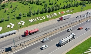kocaeli-buyuksehir-belediyesinin-yesil-alan-ve-estetik-calismalari-jEfJUmub.jpg