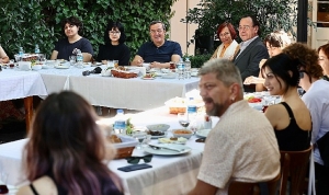 konak-belediyesinden-genclere-buyuk-destek-basarili-ogrencilere-odullu-bulusma-mLcK3XYt.jpg
