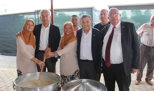 kucukyoncalinda-geleneksel-keskek-senligi-cosku-ile-gerceklestirildi-rn6Ygvu3.jpg