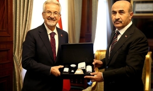 nilufer-belediye-baskani-turgay-erdemden-yeni-atanan-yetkililere-tebrik-ziyaretleri-tXgXz3sA.jpg