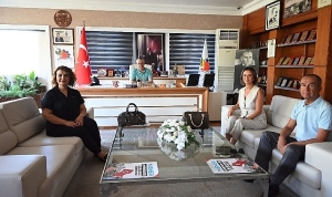 tev-antalya-sube-baskani-arzu-aslan-kartaldan-kemer-belediye-baskani-necati-topalogluna-ziyaret-Cq6XSyCN.jpg
