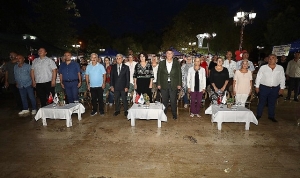 uluslararasi-altin-saat-kulesi-odulleri-festivali-15-kez-izmirde-coskulu-kutlamalarla-gerceklestirildi-gOec32JY.jpg