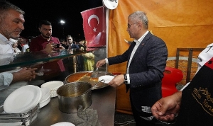 uskudarda-yoresel-lezzetler-festivali-coskusu-basladi-1lwM8TES.jpg